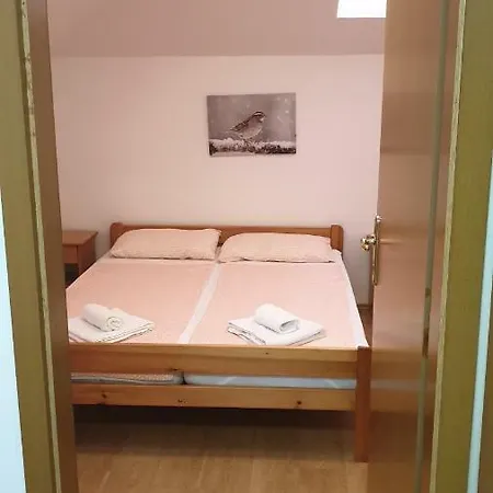 Apartmaji Delfincek * Izola